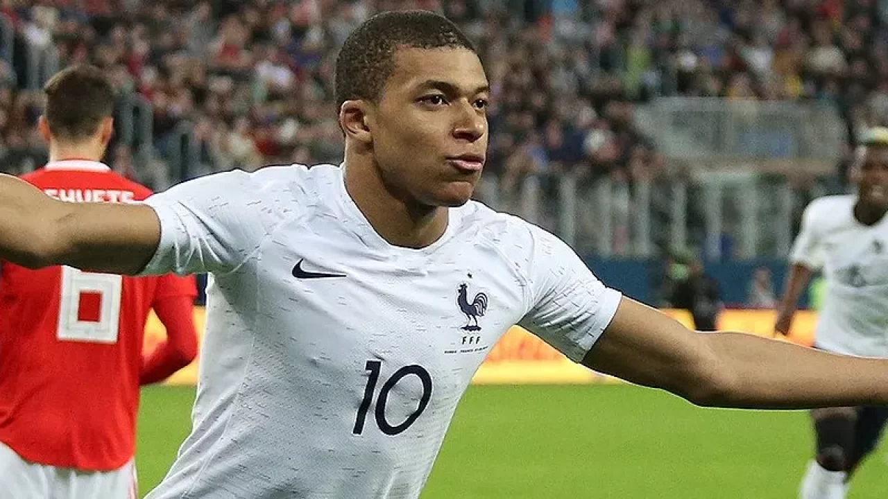 Kylian Mbappé Biography